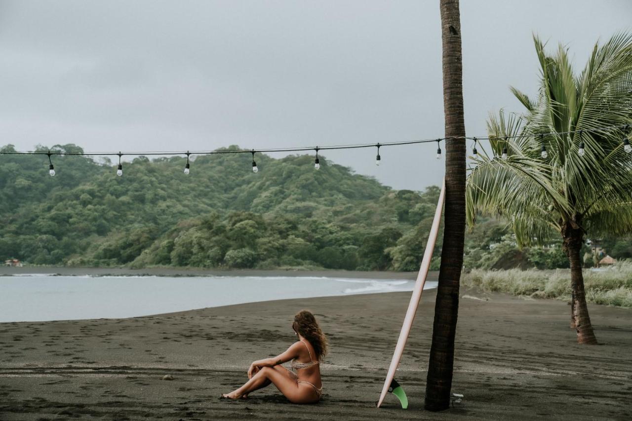 Sansara Surf Yoga & Resort Камбутал Екстер'єр фото