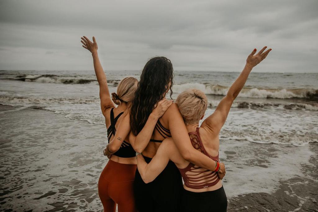 Sansara Surf Yoga & Resort Камбутал Екстер'єр фото